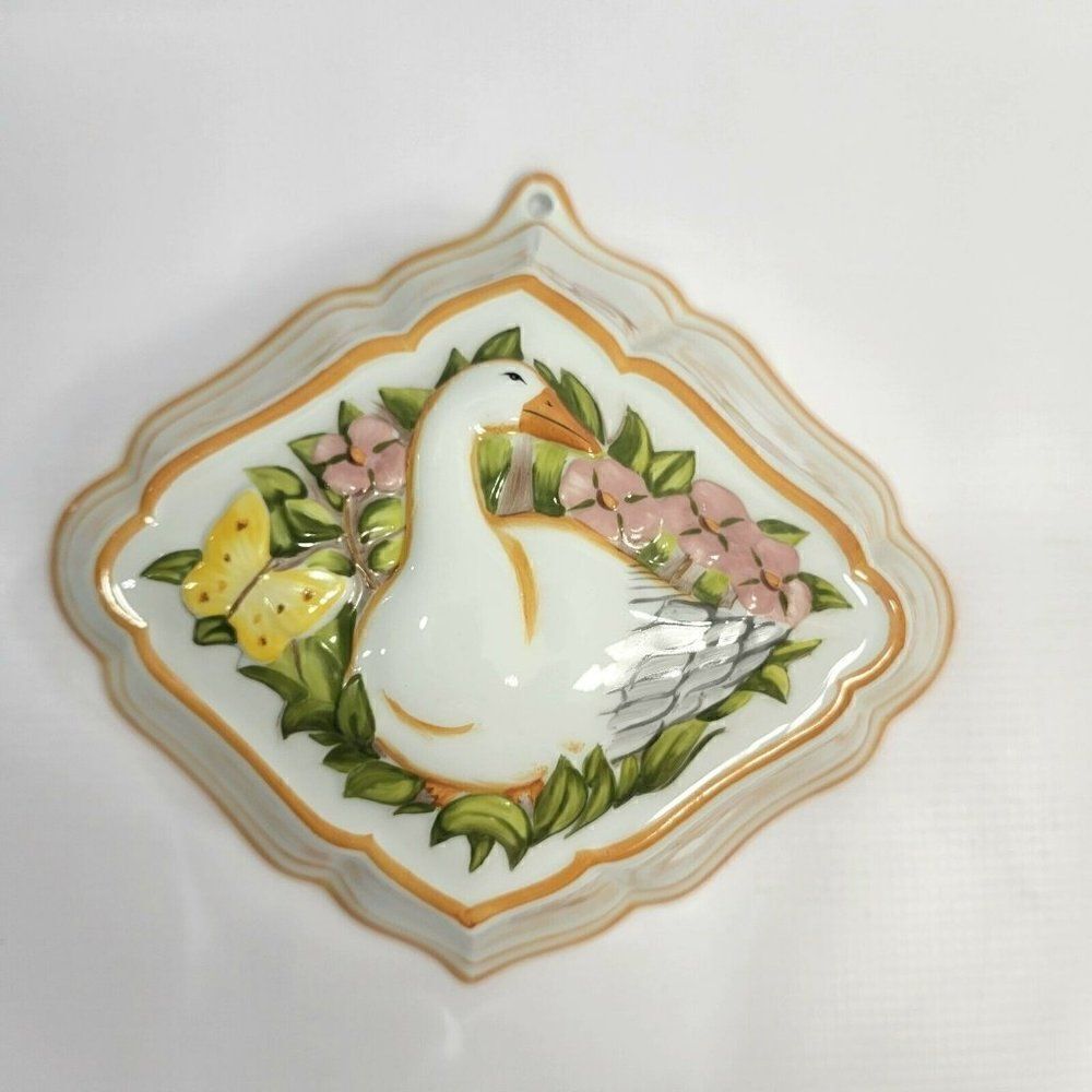 3 - Le Cordon Bleu Franklin Mint Bunny/Rabbit Goose & Lamb Ceramic Wall Molds - Picture 2 of 11